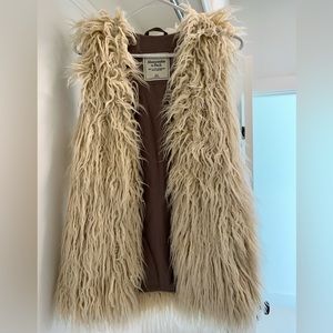 Abercrombie & Fitch Fur Vest